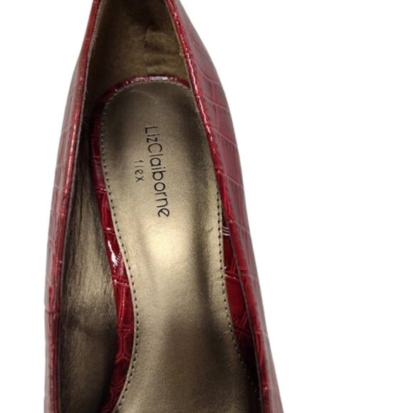 Woman's Liz Claiborne Flex Red Faux Crocodile Pumps Size 8.5 Medium - Picture 7 of 11